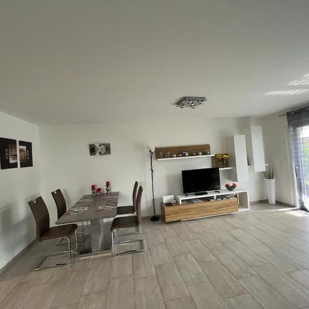 Ferienwohnung Am Strandbad Фридрихсхафен Екстериор снимка